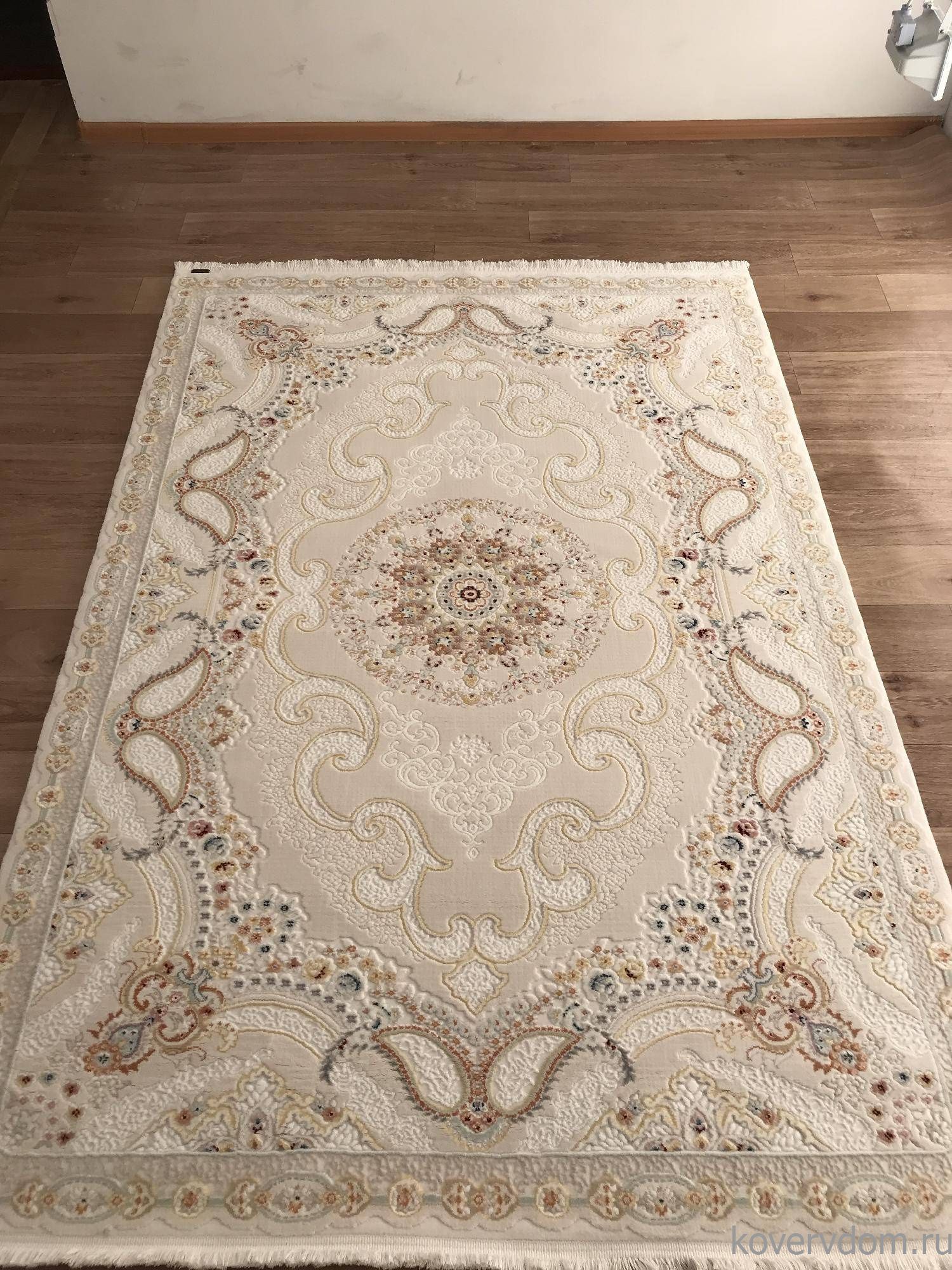 Ковер TRUVA D5755A CREAM / CREAM Ковер TRUVA D5755A CREAM / CREAM