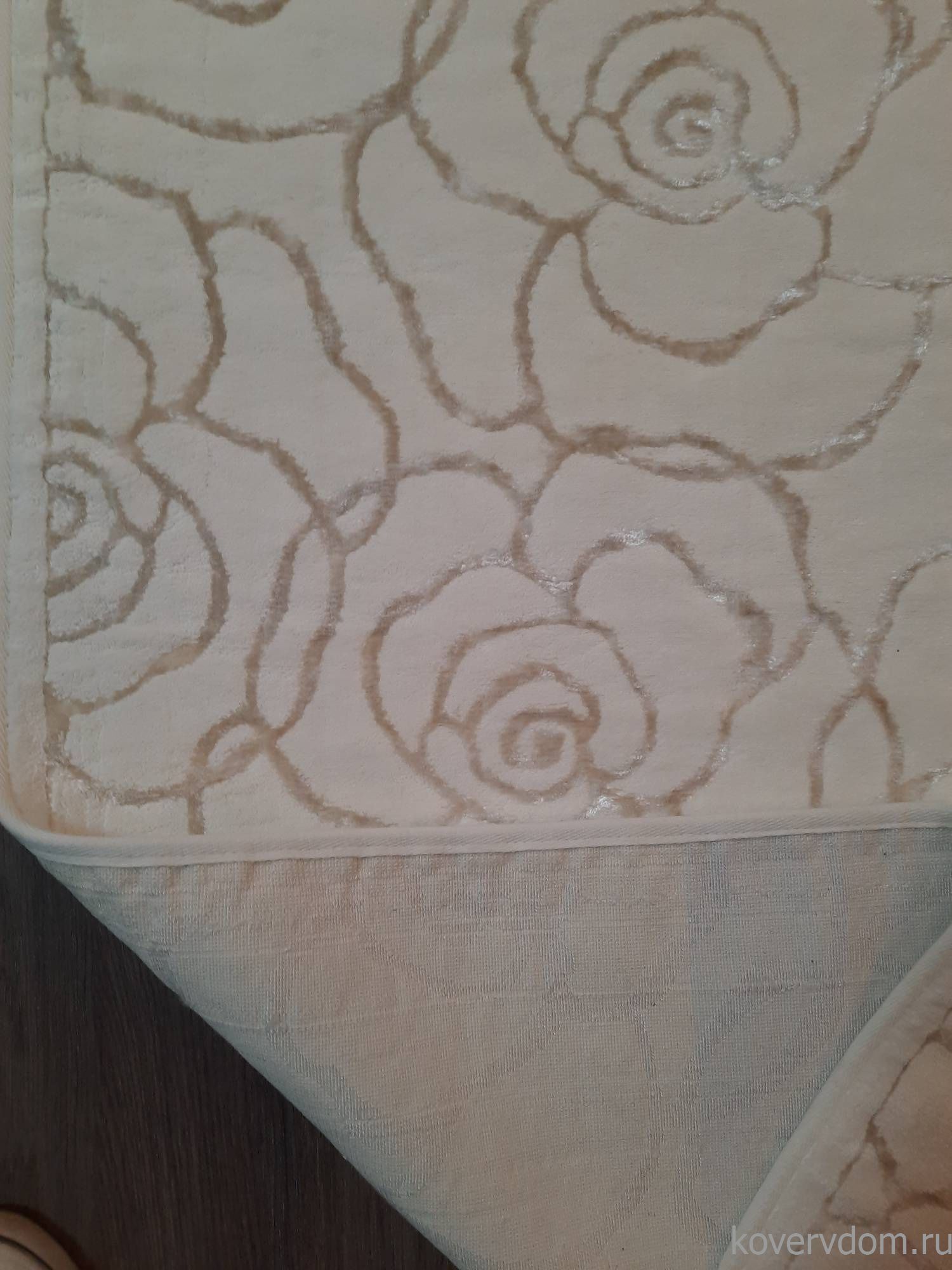 Ковер с цветами Deco Deco - 017 серебро Ковер с цветами Deco Deco - 017 серебро