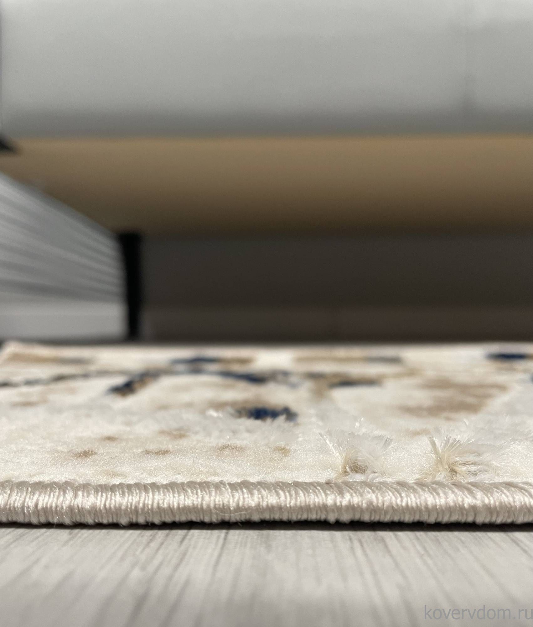 Ковер ANTEP DA492 635 CREAM / NAVY Овал Ковер ANTEP DA492 635 CREAM / NAVY Овал