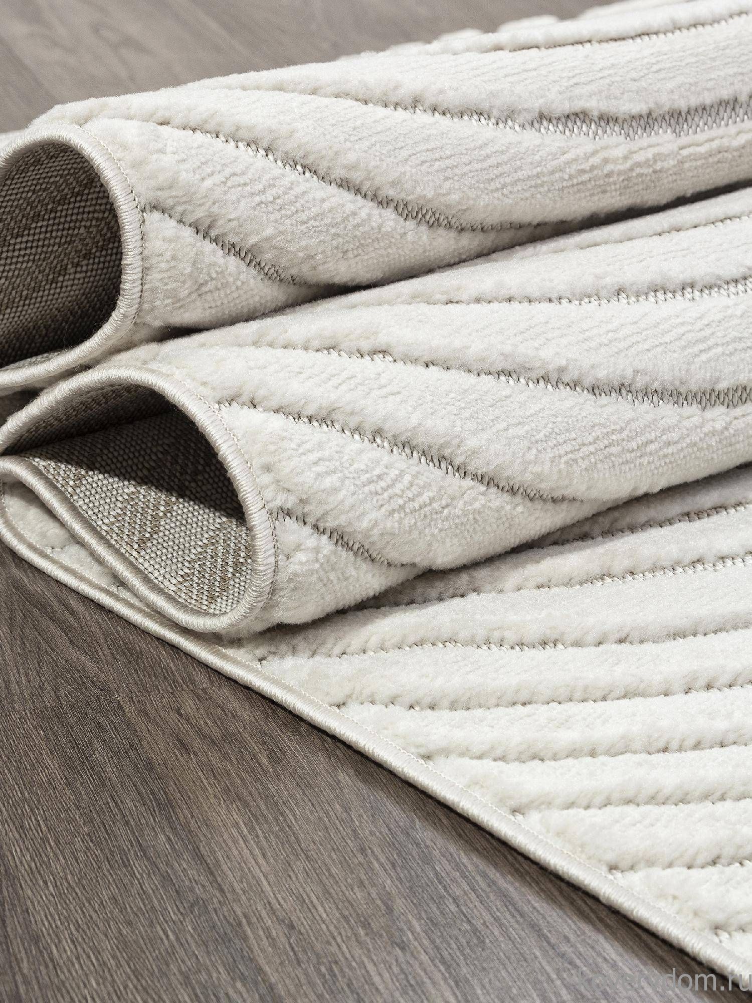 Ковер JUNO E126AW CREAM / CREAM Ковер JUNO E126AW CREAM / CREAM